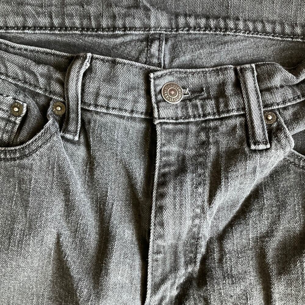 Men's Levi Jeans gray faded black 514 taper leg jeans Y2K 36x32 - Picture 4 of 16